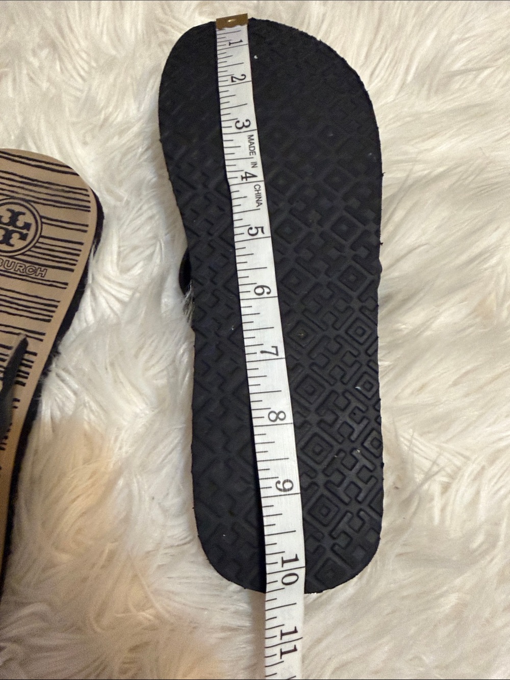 Tory Burch Black Striped Footbed Flip Flop Sandals with Gold Accents Sz 9 - Picture 12 of 14